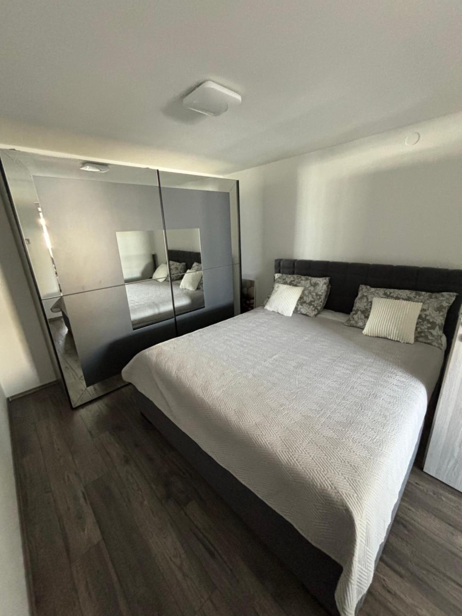 Studio Apartman "Valentina" Senj  Extérieur photo